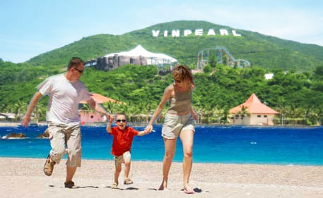 cheapest car transfer from nha trang to hoi an